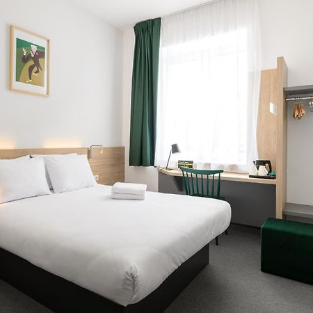 B&B Hotel Kalisz Centrum Exteriör bild